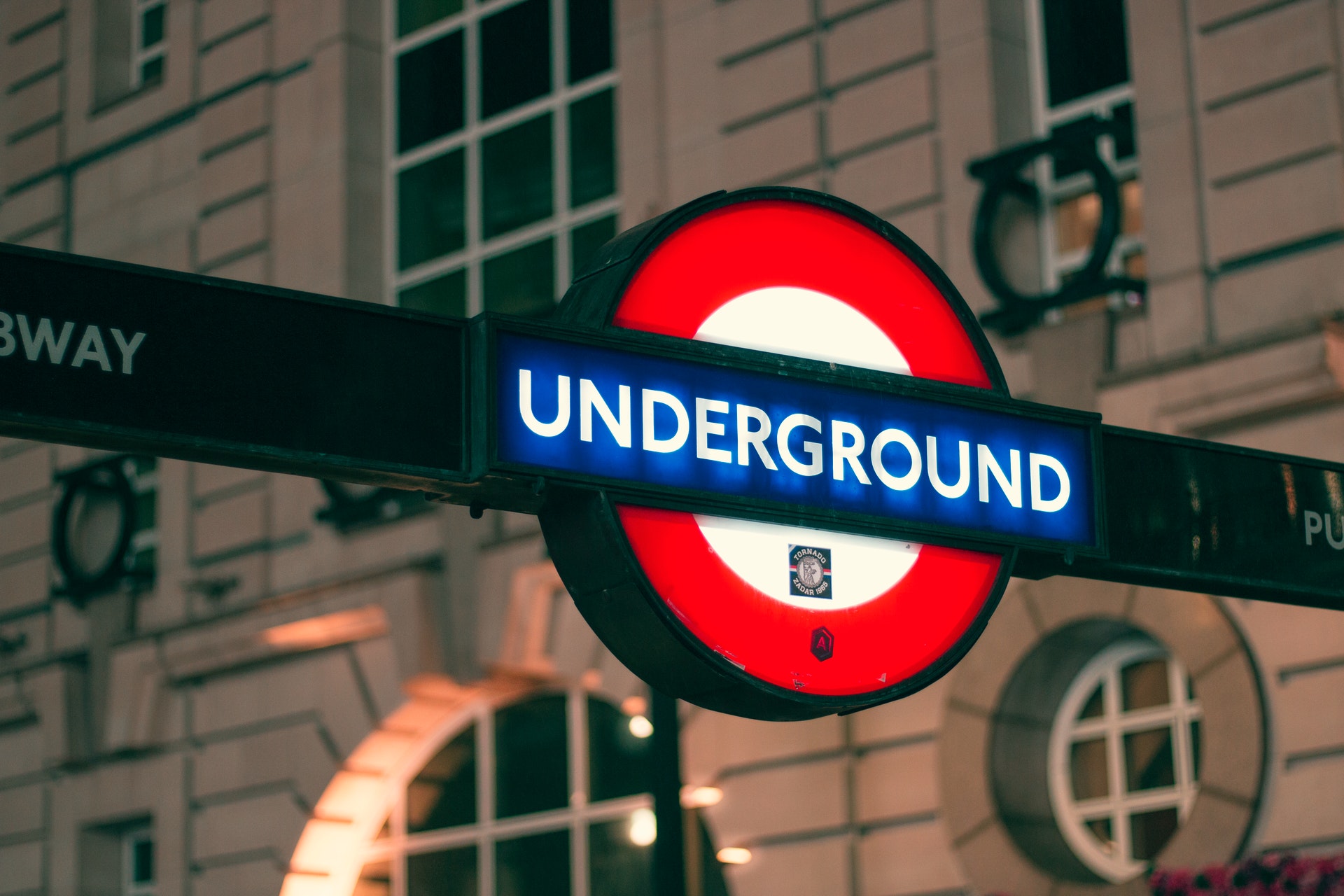 London Underground symbol